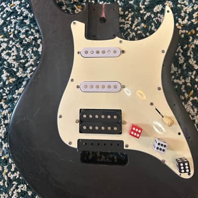 Peavey Raptor (mostly) loaded body image 2