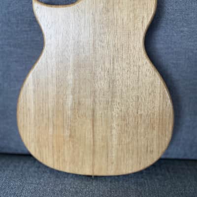 Pete Howlett Revelator Thinline Tenor Ukulele 2019 Natural image 10