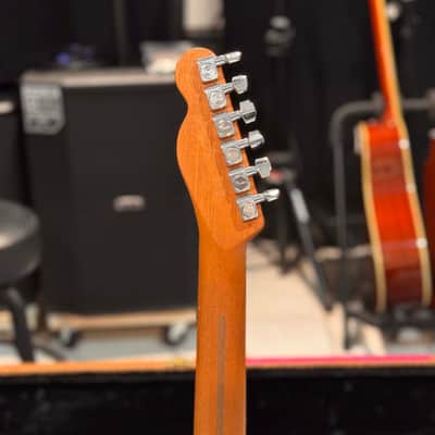 Fender American Acoustasonic Telecaster with Hard case 2019 - Present - Sunburst image 7