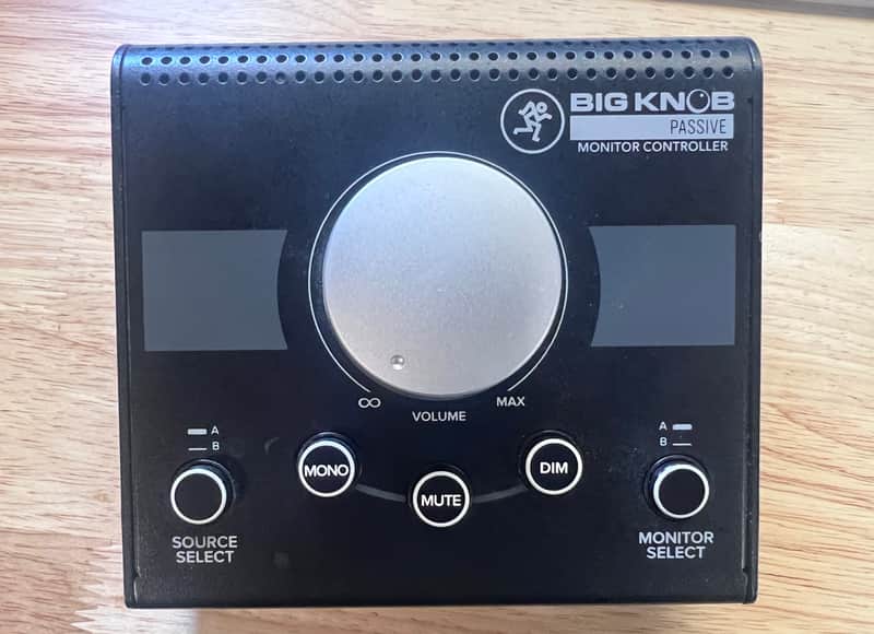 Mackie Mackie Big Knob Passive 2016 - Black image 1