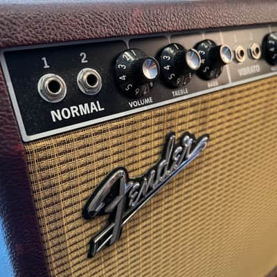 Fender FSR '65 Reissue Deluxe Reverb Limited Edition 22-Watt 1x12" Guitar Combo image 4