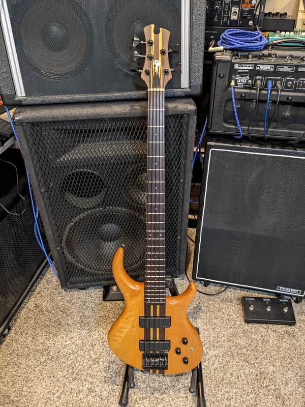 Tobias Toby Pro 5 - Maple & Wenge Neck Thru Solid Figured Maple