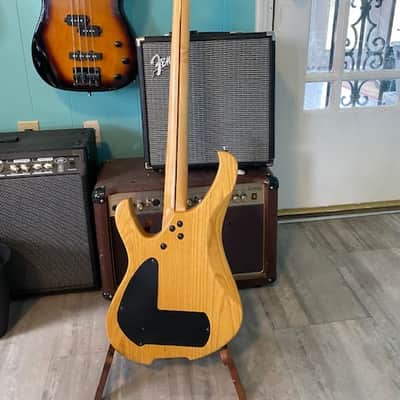Lightwave C4 Classica Fretless Bass mid-2000 Natural image 2