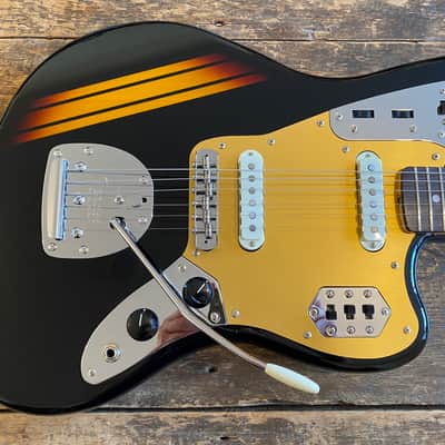 Fender Made in Japan Traditional 2025 Collection '60s Jaguar Competition Black Gold w/ Docs image 12