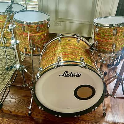 Ludwig Classic Maple 4-Piece Mod Shell Pack With 22" Bass Drum in Citrus Mod Finish image 8