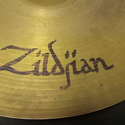 Zildjian Avedis 20" Ride Cymbal 2113g image 5