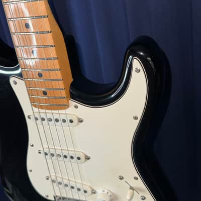 Immagine Fender American Standard Stratocaster with Maple Fretboard 1987 - Black - 10
