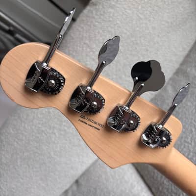 Fender American Performer Precision Bass (Arctic White) image 11