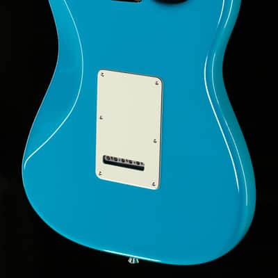 Fender American Professional II Stratocaster Rosewood Fingerboard Miami Blue Left-Hand (652) image 2