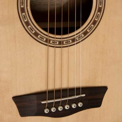 Washburn D7S Harvest Dreadnought Acoustic Guitar. Natural Gloss image 8