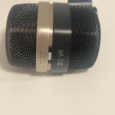 AKG D12VR Dynamic Kick Drum Microphone 2025 image 3