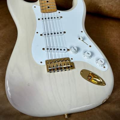 RARE 2001 Fender Custom Shop 1956 reissue stratocaster | NOS White Blonde, Original Fender G&G Hardcase and paper image 8