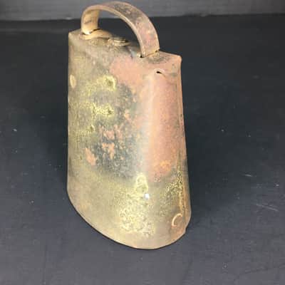 Cowbell 4 Inch Hand Forged Blacksmithed Antique Cow Bell image 2