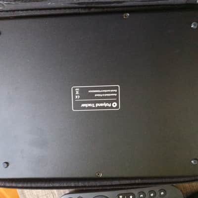 Polyend Tracker Gold Edition Standalone Audio Workstation 2021 - Graphic image 4