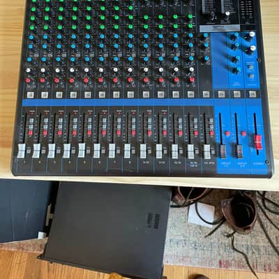 Yamaha MG16XU 16 Channel Analog Mixer 2016 - Present - Black image 2