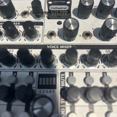 Solar 50 - Big Ambient Machine (White) image 3