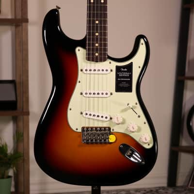 Fender DE Vintera Road Worn '60s Stratocaster Limited Edition - Rosewood Fingerboard, 3-Color Sunburst image 1