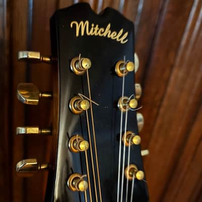 Mitchell  AM100VS Mandolin - MINT image 2