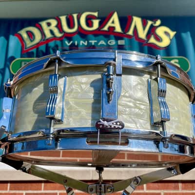 1960s Ludwig 5x14 Jazz Festival Snare Drum White Marine Pearl image 4