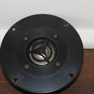 USED SINGLE 1.5" INCH DYNALAB DOME TWEETER. 8 OHMS. OD 4" INCHES image 1