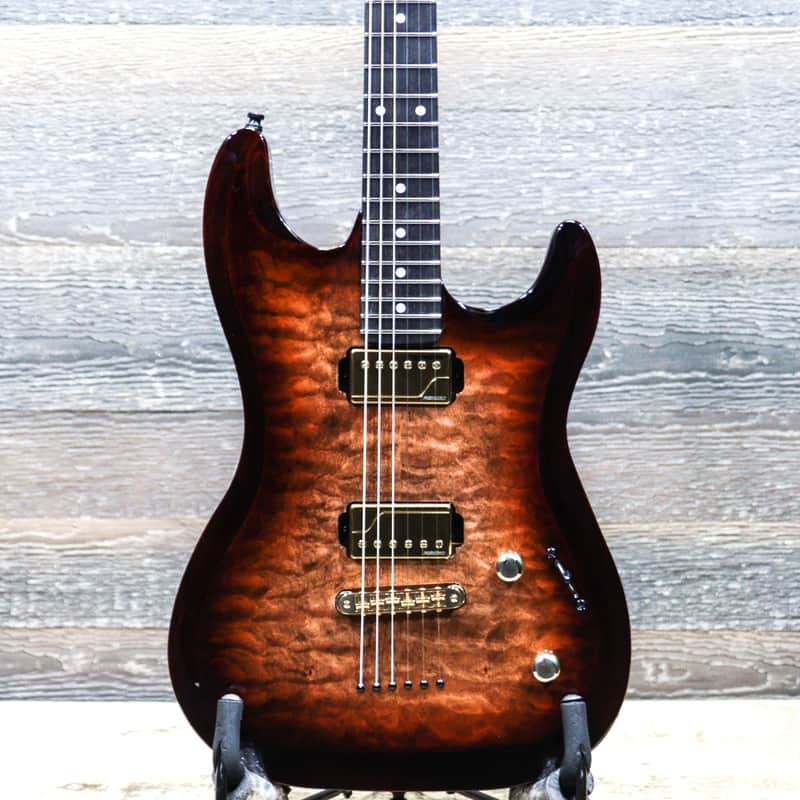 Godin Artisan ST-II WhiskeyBurst EN Quilted Maple Top Electric Guitar w/Caset image 1