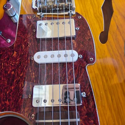 Fret King Country Squire Semitone Deluxe Thinline wHSC Natural HSH Blend Control image 8