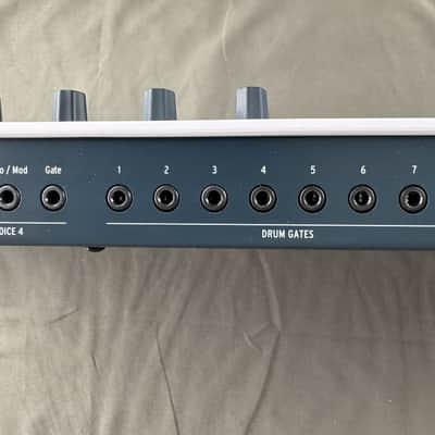 Arturia KeyStep Pro 37-Key MIDI Controller w/Dust Cover and Analog Carrying Case image 9