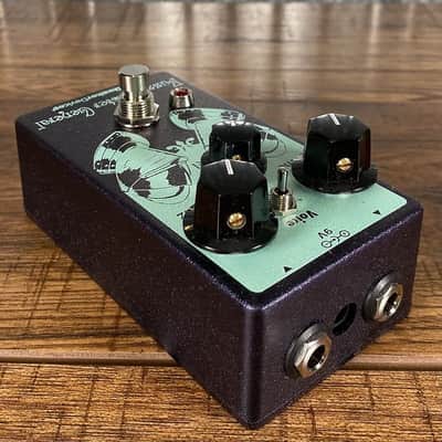Earthquaker Devices EQD Fuzz Master General Legacy Reissue
Octave Fuzz Blaster Guitar Effect Pedal image 4
