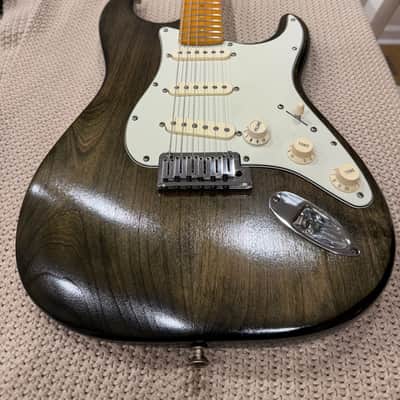 Fender Stratocaster Deluxe 2006-2008 - Faded Black Burst Nitrocellulose image 16
