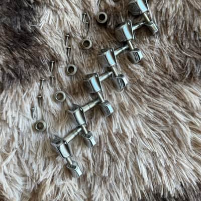 Late 1960s Fender Stratocaster / Telecaster F Logo Vintage Tuners Set - Chrome image 2