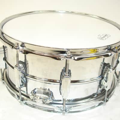 Ludwig LB402B 14"x6.5" Chrome Over Brass Snare Drum image 4