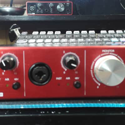 Focusrite Clarett 2Pre USB Audio Interface 2010s - Red image 4