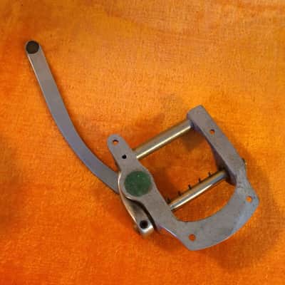 Bigsby B5 tremolo vibrato tailpiece  1960s- 1970s original vintage for SG, L6s, telecaster, gretsch image 2