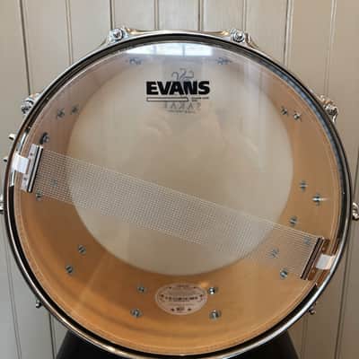Ludwig LS403 Classic Maple 6.5x14" 10-Lug Snare Drum 2013 - Present - Vintage White Marine Pearl image 4