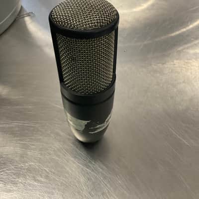 AKG P220 Large Diaphragm Cardioid Condenser Microphone 2010s - Black image 4