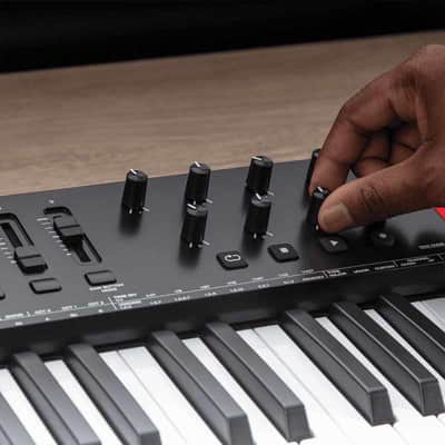M-Audio OXYGEN 49V Clavier maître USB-Midi 49 notes 8 pads/pots/faders image 10
