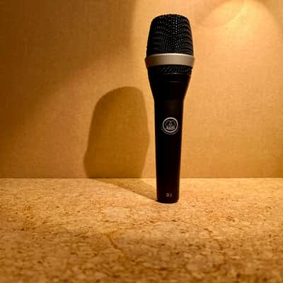 AKG D5 Standard Dynamic Vocal Microphone • Warranty image 1