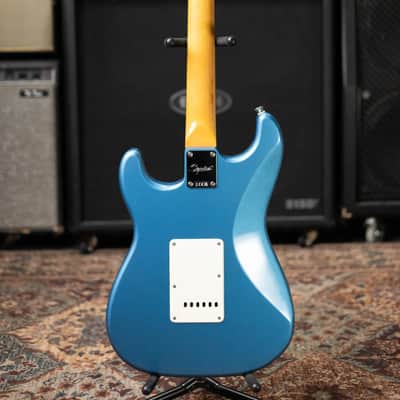 Squier Classic Vibe '60s Stratocaster Electric Guitar - Lake Placid Blue image 8
