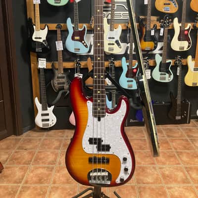 Lakland Skyline 44-64 Deluxe PJ image 1