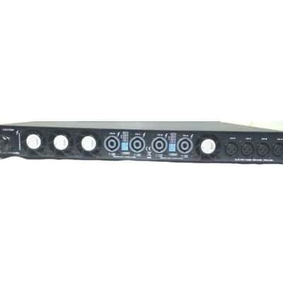 CVR Audio D-2004 BLUE Series Professional Power Amplifier 1 Space 2000 Wx4 at 8-Ohms image 4