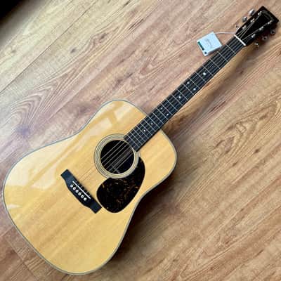 Martin Standard Series D-28 Natural image 3