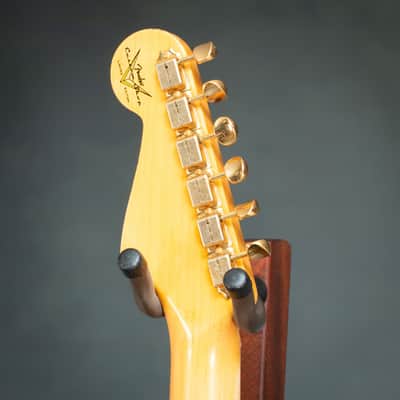 Fender Custom Shop 2019 1957 Stratocaster Relic/Closet Classic w/Case - Faded Aged Wide Fade 2 Tone Sunburst - Preowned image 8