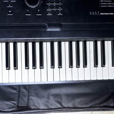Kurzweil K2500X 88-Key Digital Workstation Synthesizer 1990s - Black image 4