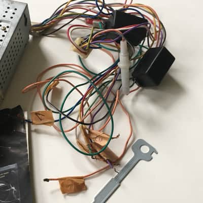 Hicomp HCC-1170 Audiovox Car Radio Cassette Made In Japan w/ Manual Wire Harness image 10