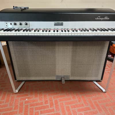 Rhodes Mark I Stage 73 Suitcase Model 1976 image 6