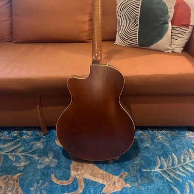 Godin 5th Avenue CW Kingpin II Rare Bigsby Tremelo Hollowbody Guitar image 6