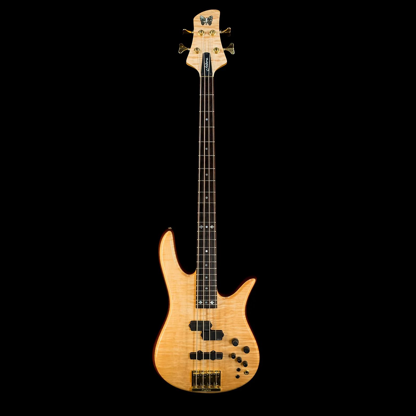 【美品】FODERA Victor Wooten Classic Monarch phq0rq8ejas2euuna0bm.png
