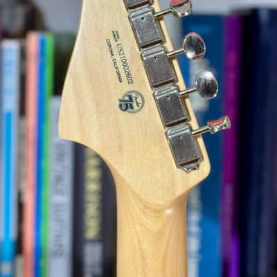 Beautiful 2021 Fender American Performer Jazzmaster, 3-Color Sunburst w/optional Plush Fender Case image 5