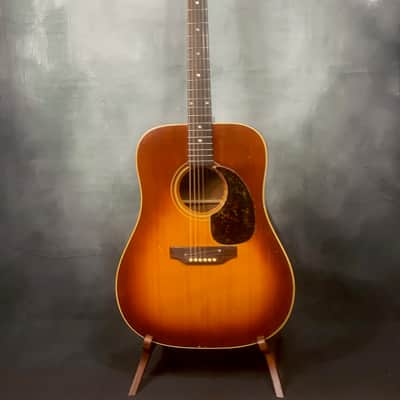 Gibson J-45 ADJ 1970-71 - Cherryburst image 1
