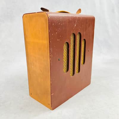 Kay Model 77 1x8" Combo Amplifier 1948 - Brown image 4